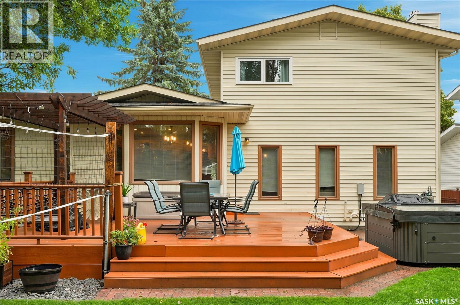 202 Zeman Court, Saskatoon, SK