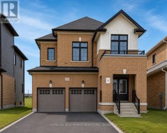 UPPER 2 FLOORS - 10 KEN DAVIE GATE Georgina, ON L4P 0J5