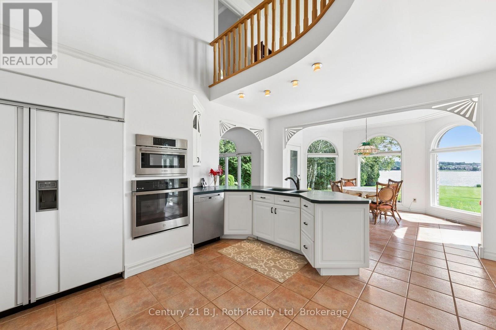 339 Champlain Road, Penetanguishene, ON