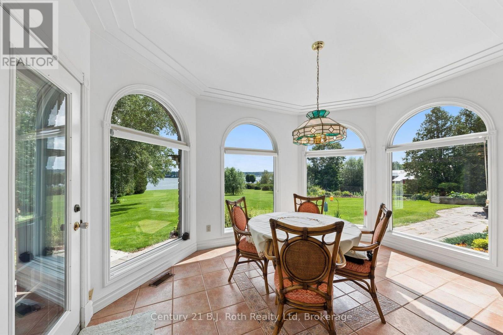 339 Champlain Road, Penetanguishene, ON