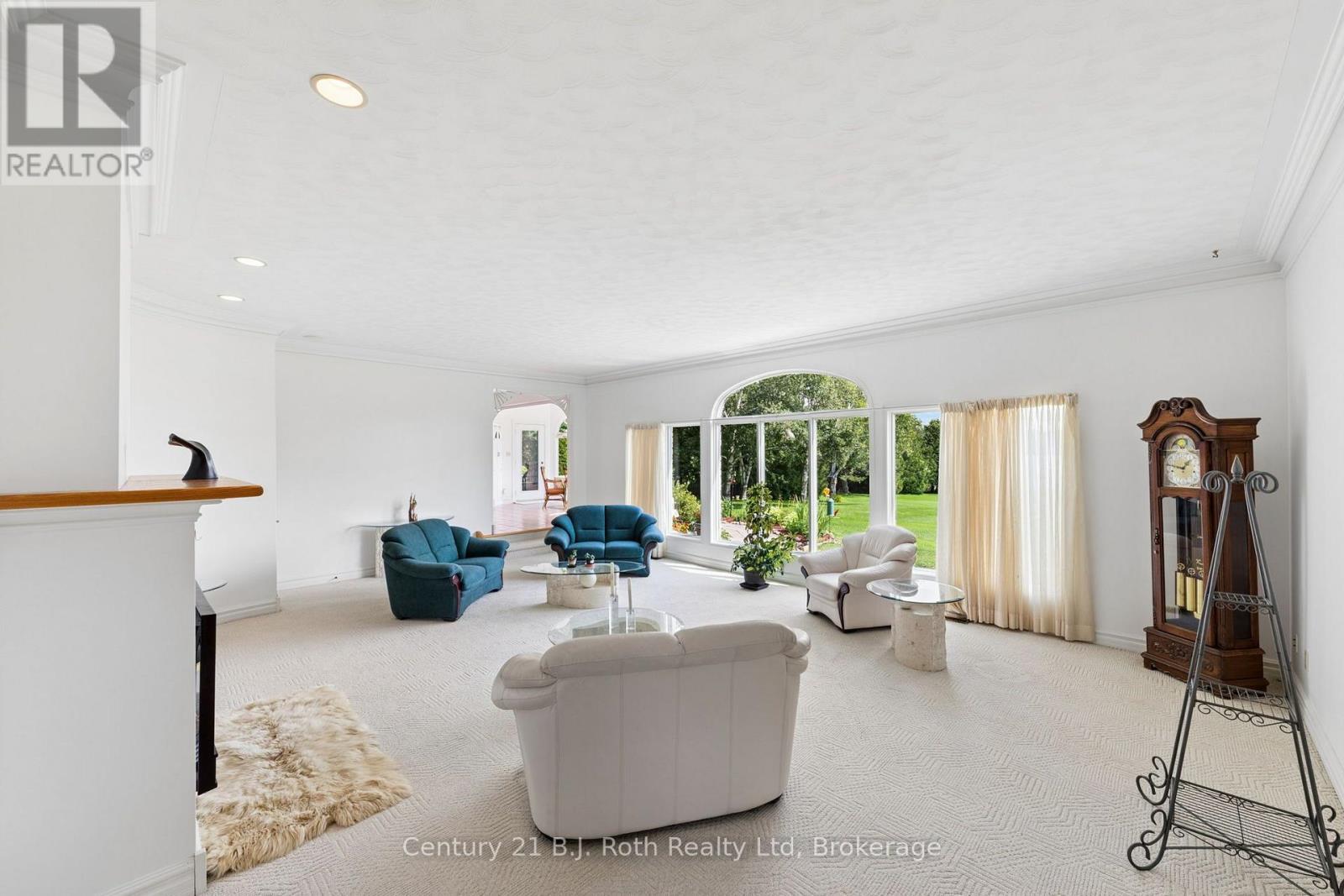339 Champlain Road, Penetanguishene, ON