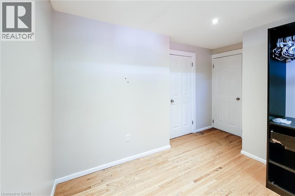 1 Vera Court, Hamilton, ON