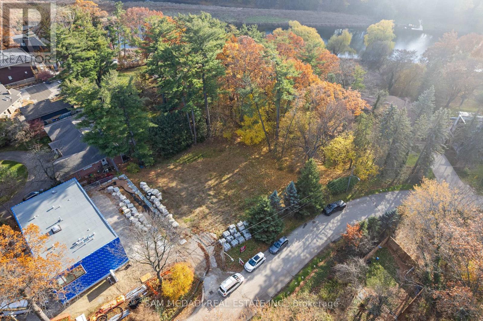 1470 Pinetree Crescent, Mississauga, ON