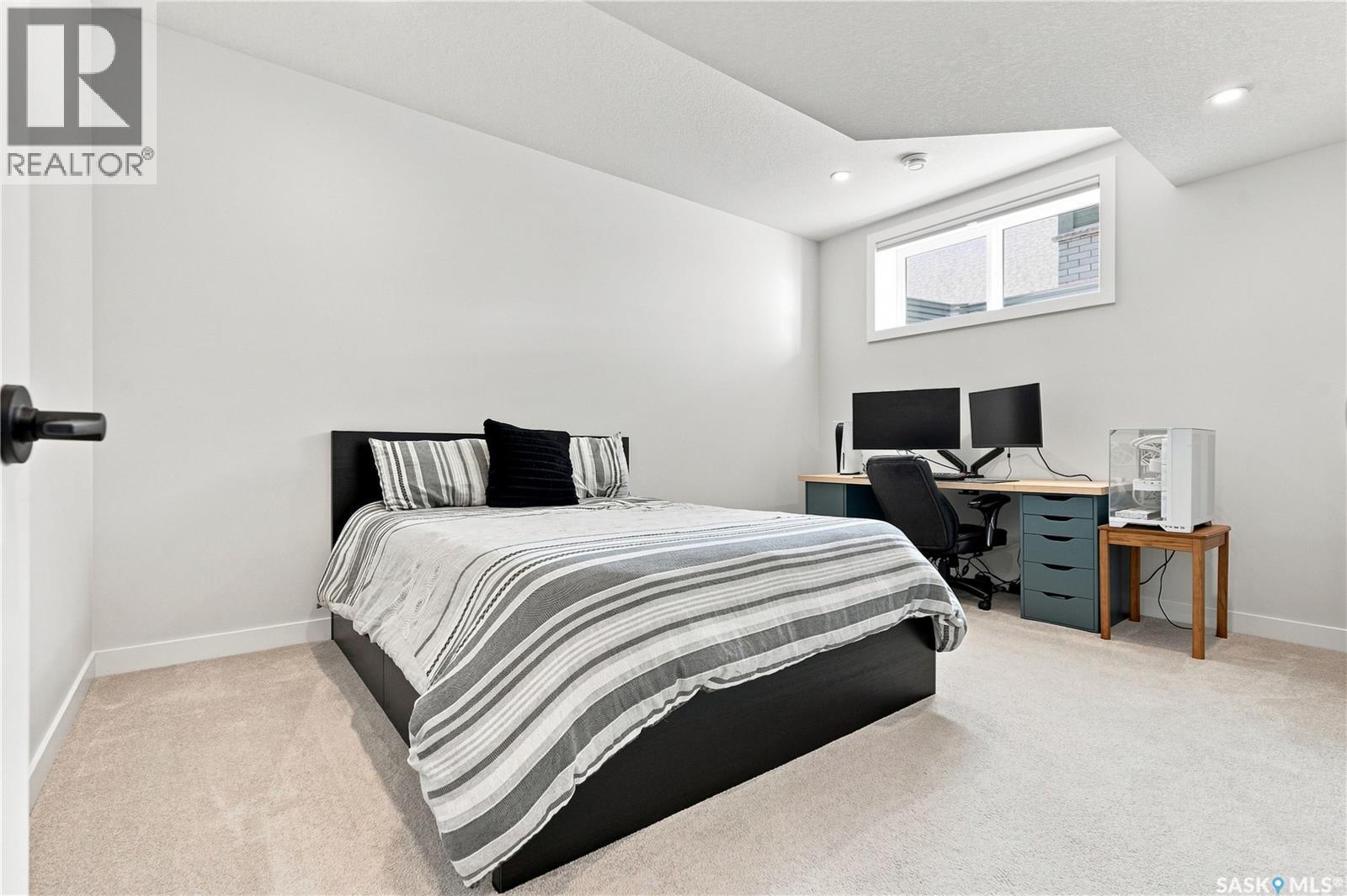 223 Hamm Crescent, Saskatoon, SK