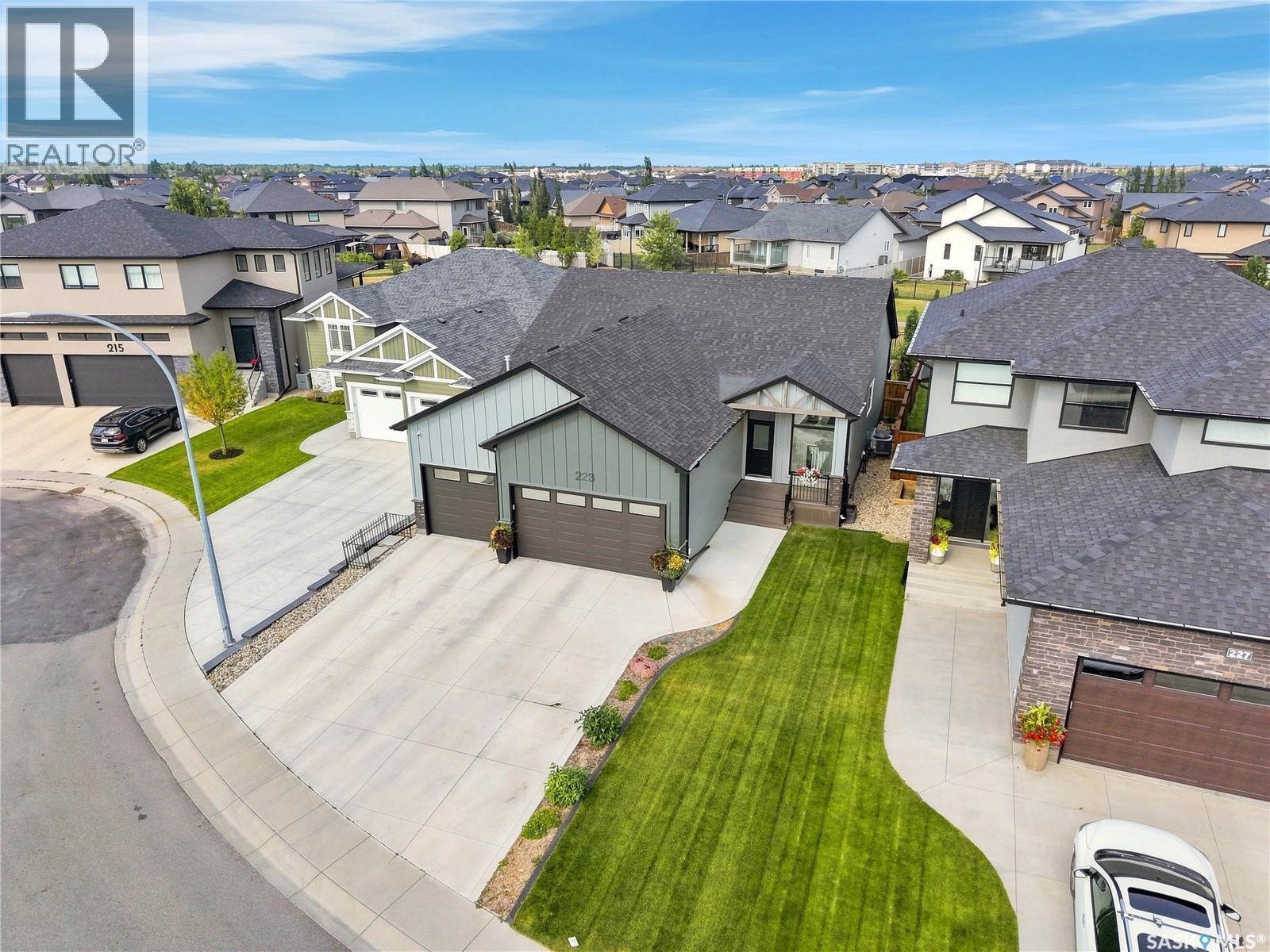 223 Hamm Crescent, Saskatoon, SK