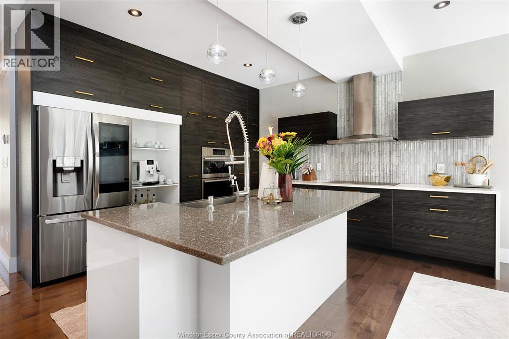 4395 Centre Lake, Windsor, ON