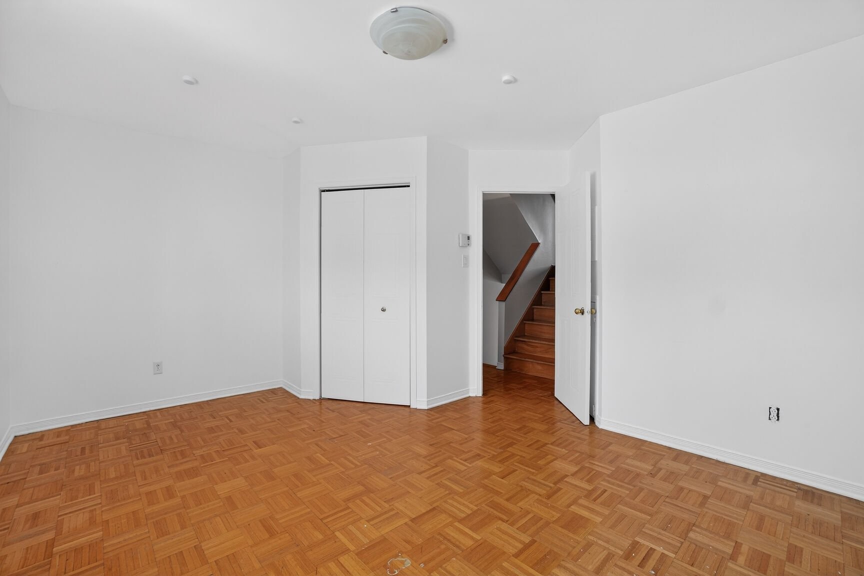 Chambre à coucher - 12249Z Rue Adrien-Hébert, Montréal (Rivière-Des-Prairies/Pointe-Aux-Trembles), QC