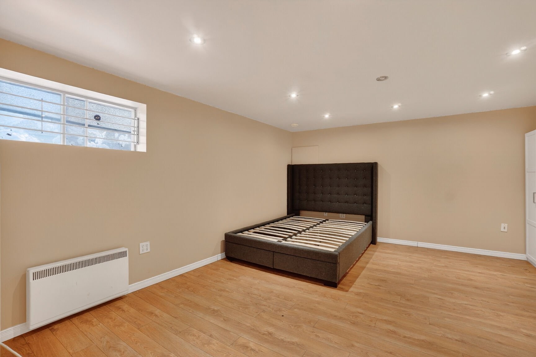 Chambre à coucher - 12249Z Rue Adrien-Hébert, Montréal (Rivière-Des-Prairies/Pointe-Aux-Trembles), QC