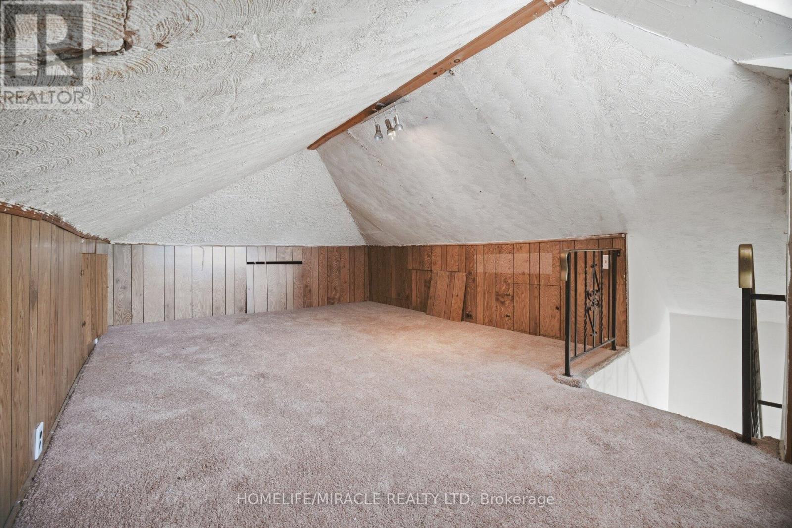 25 Hope Avenue, Hamilton, ON