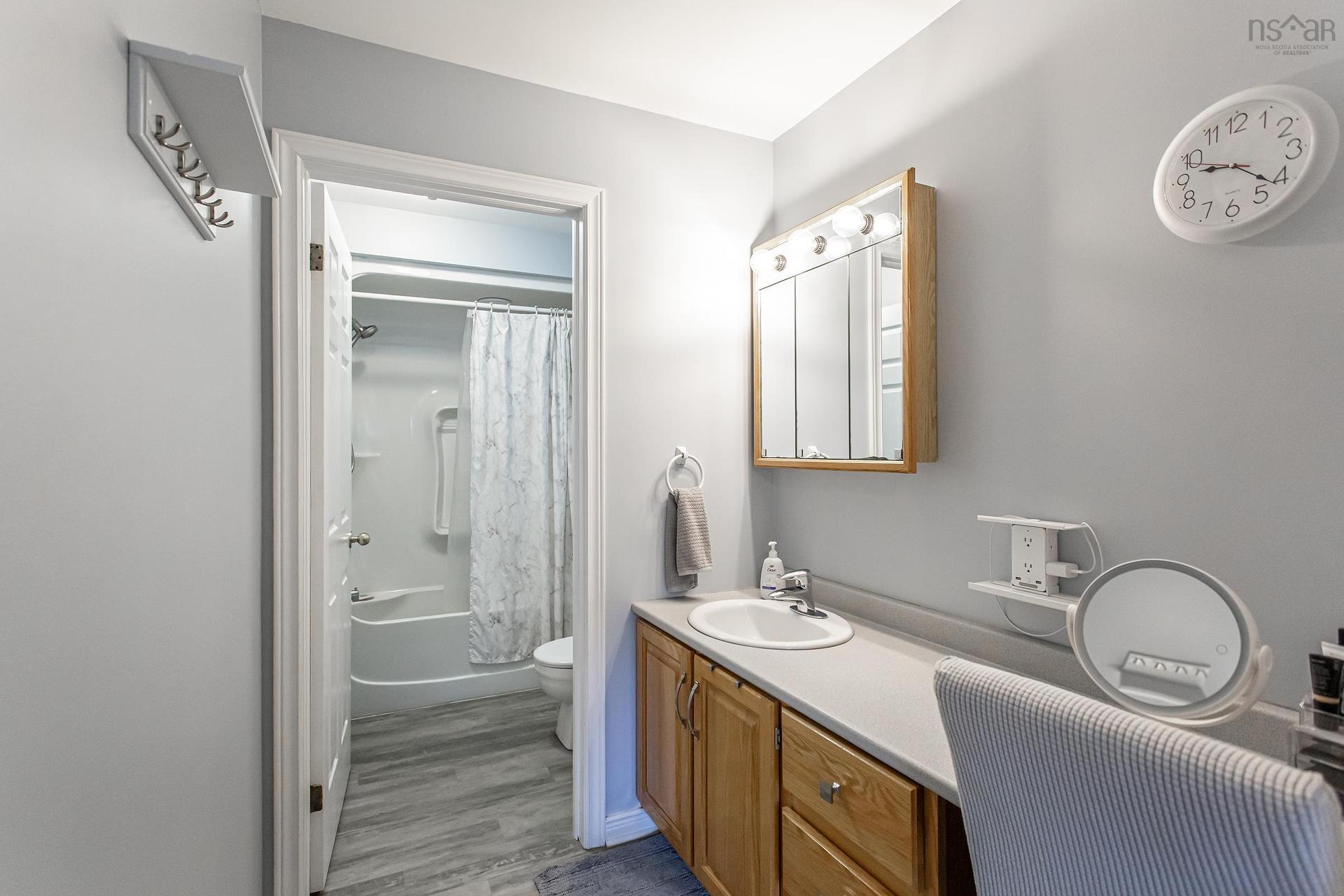 27 Pinecrest Drive, Middleton, NS