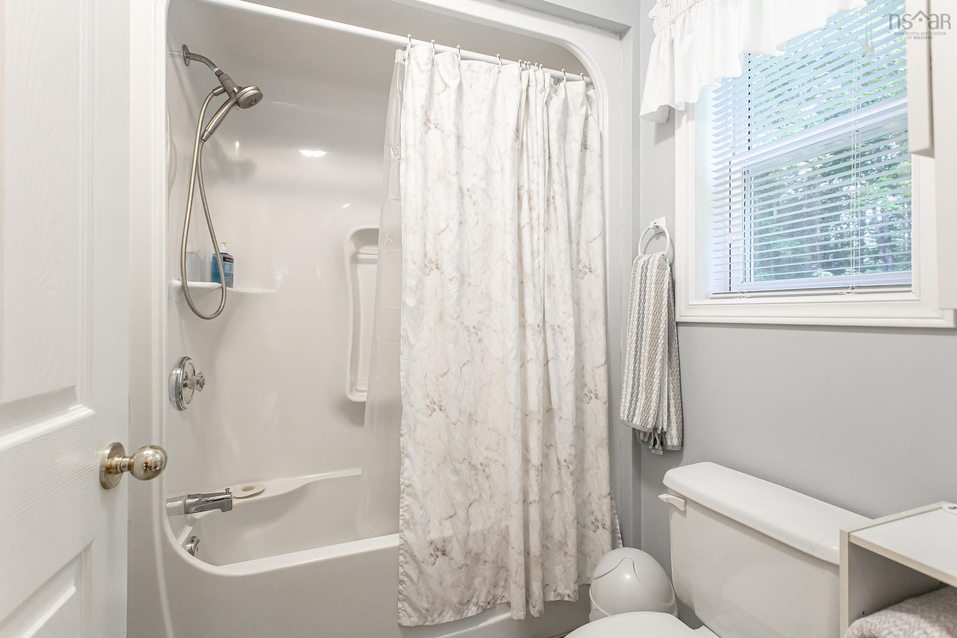 27 Pinecrest Drive, Middleton, NS