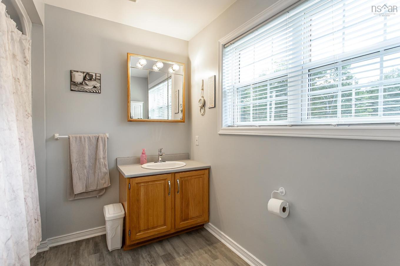 27 Pinecrest Drive, Middleton, NS