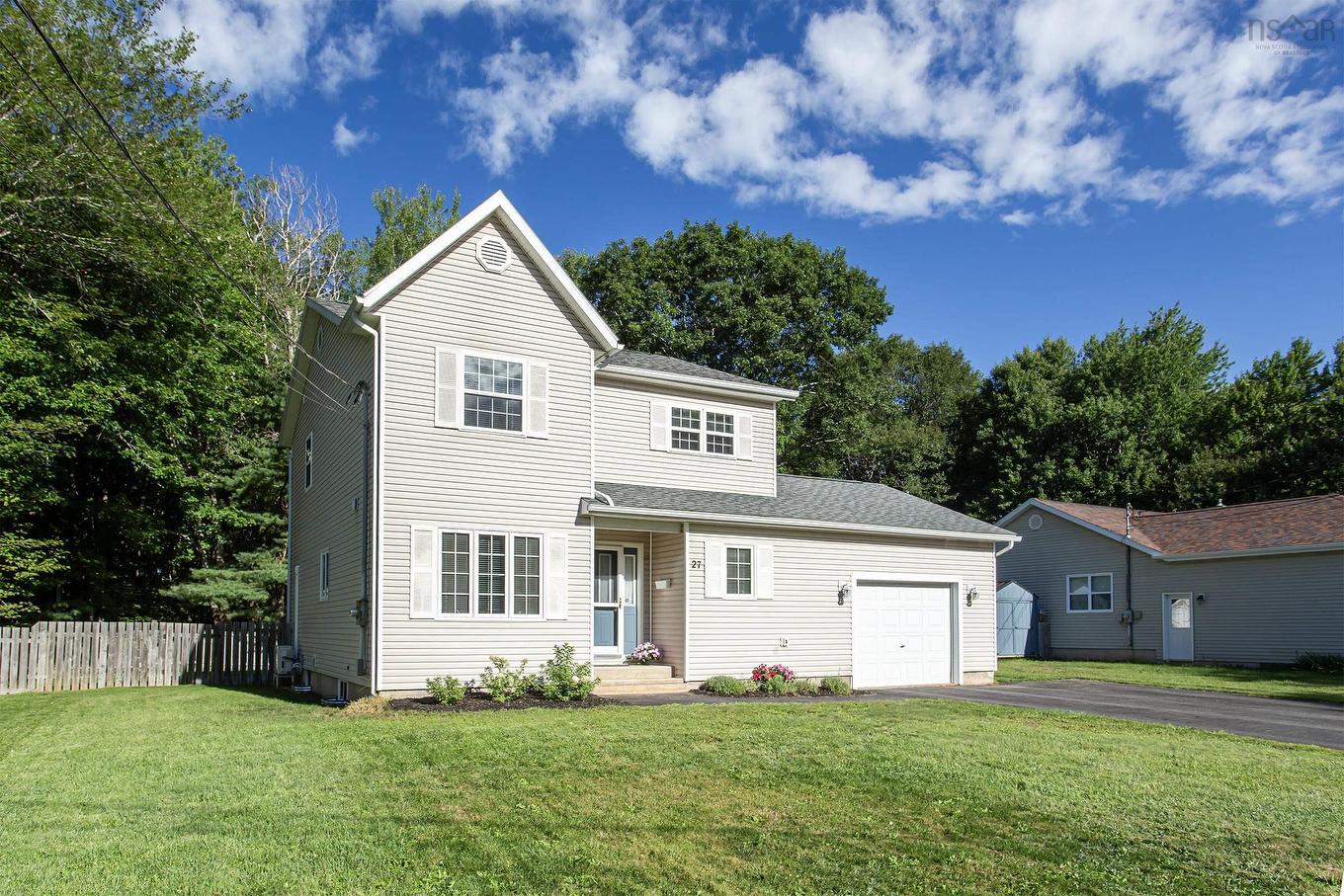 27 Pinecrest Drive, Middleton, NS