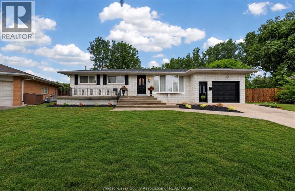 39 Johnson Avenue, Leamington, ON