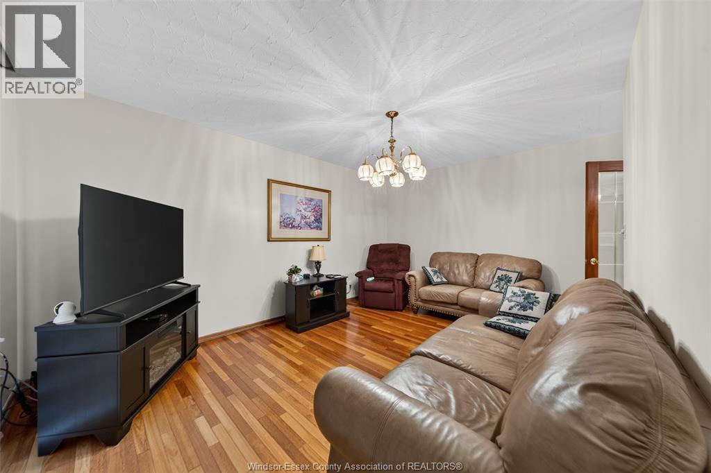 39 Johnson Avenue, Leamington, ON