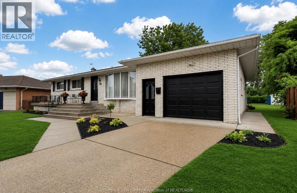 39 Johnson Avenue, Leamington, ON