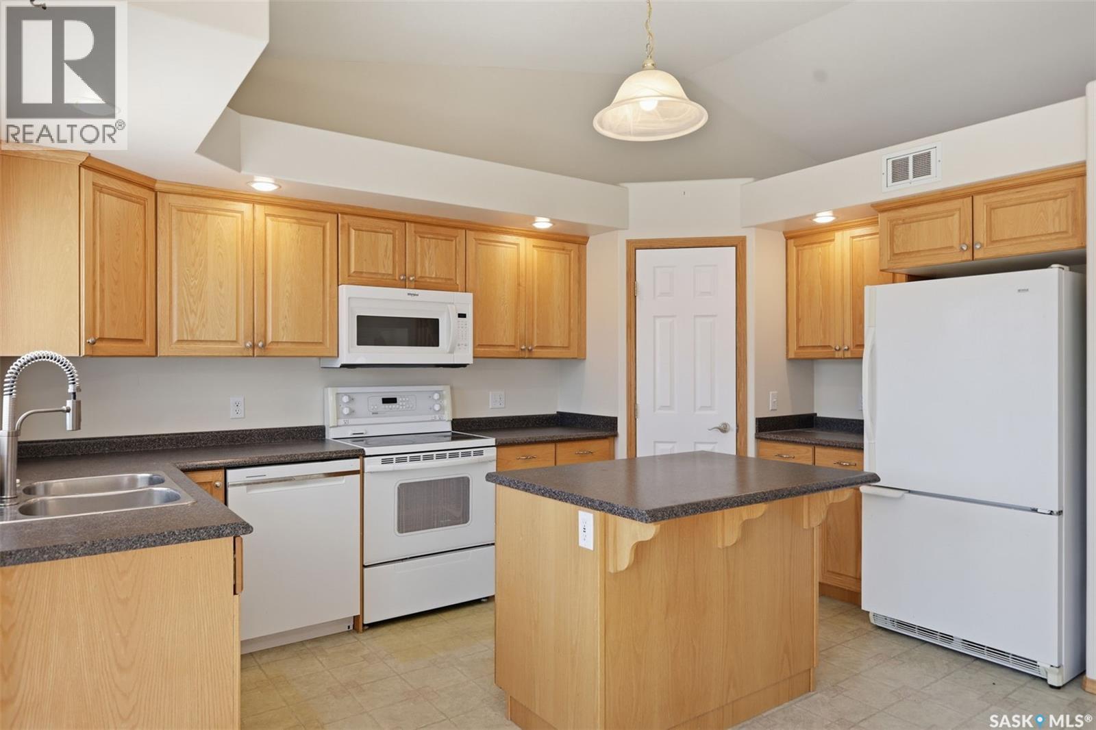 506 Crystal Springs Drive, Warman, SK