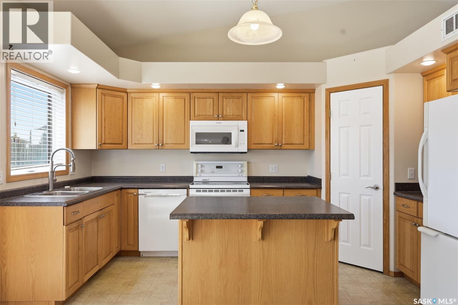 506 Crystal Springs Drive, Warman, SK