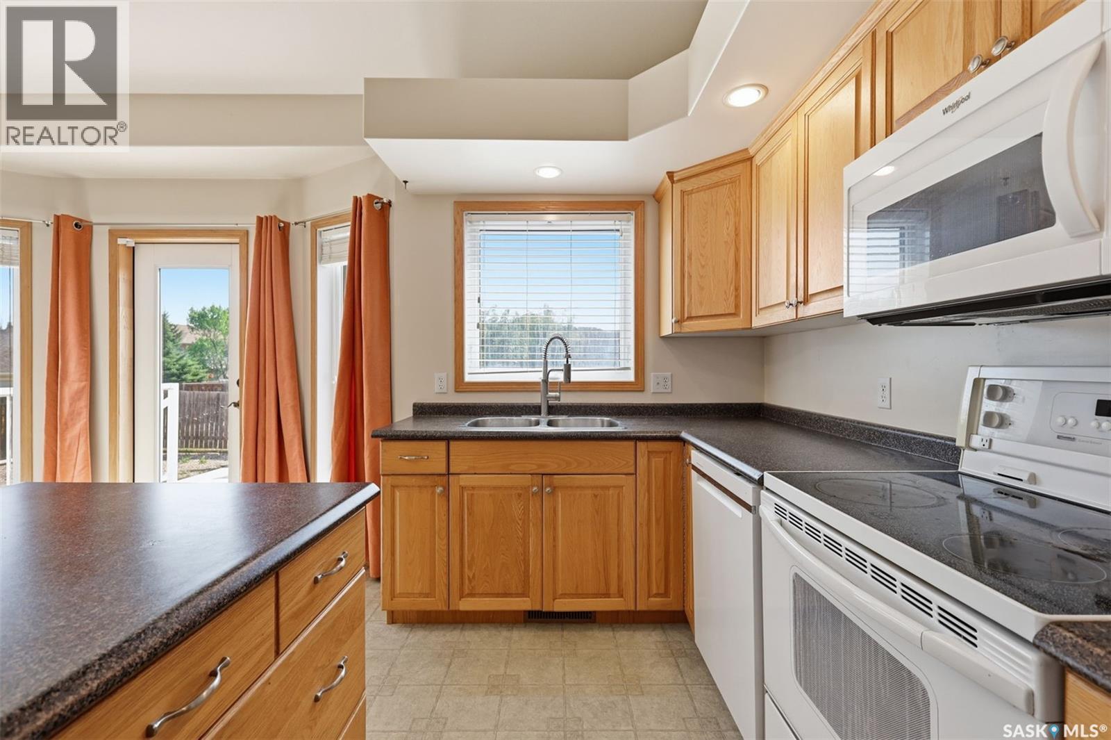 506 Crystal Springs Drive, Warman, SK