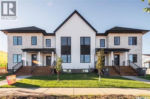 223 Feheregyhazi BOULEVARD  Saskatoon, SK S7W 0C2