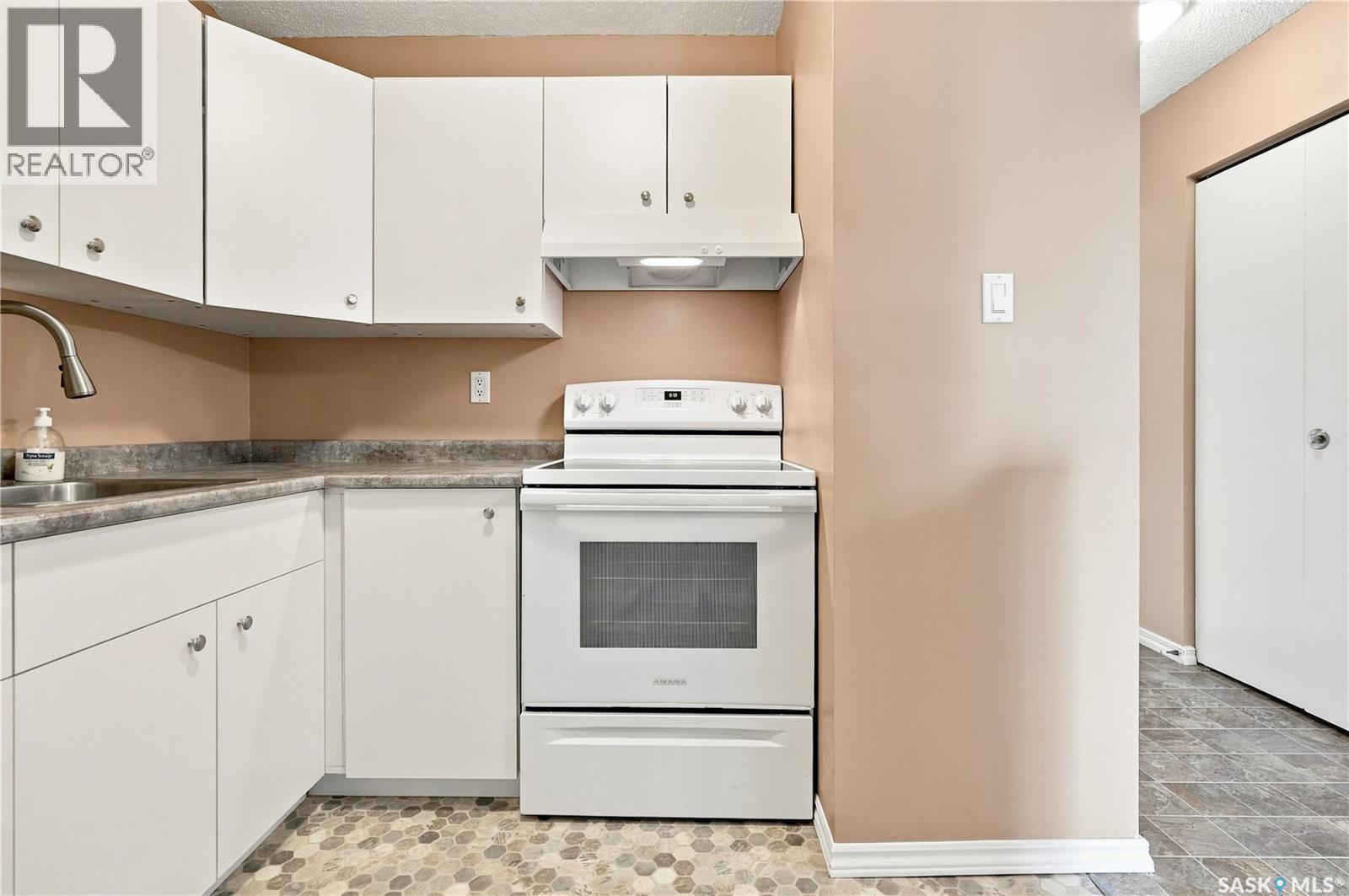 301 34 Nollet Avenue, Regina, SK