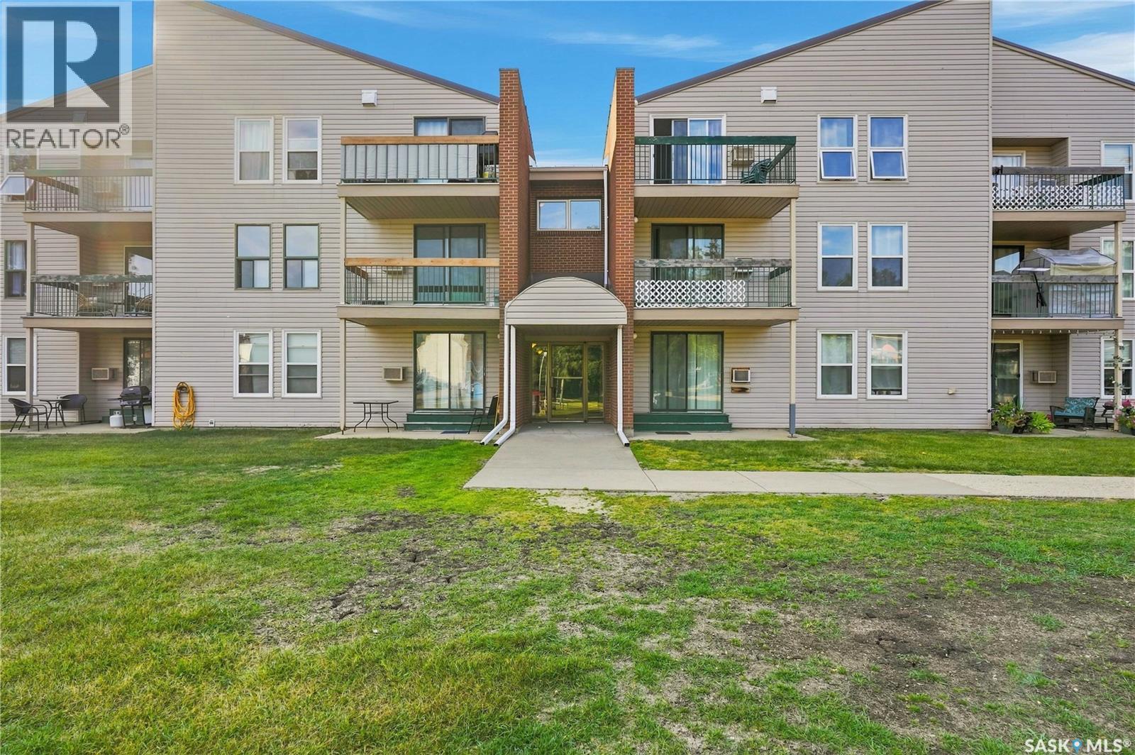 301 34 Nollet Avenue, Regina, SK