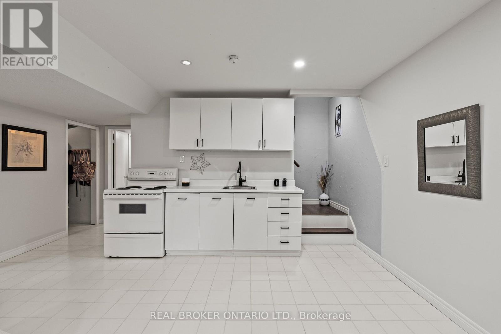 87 Monte Drive, Hamilton, ON