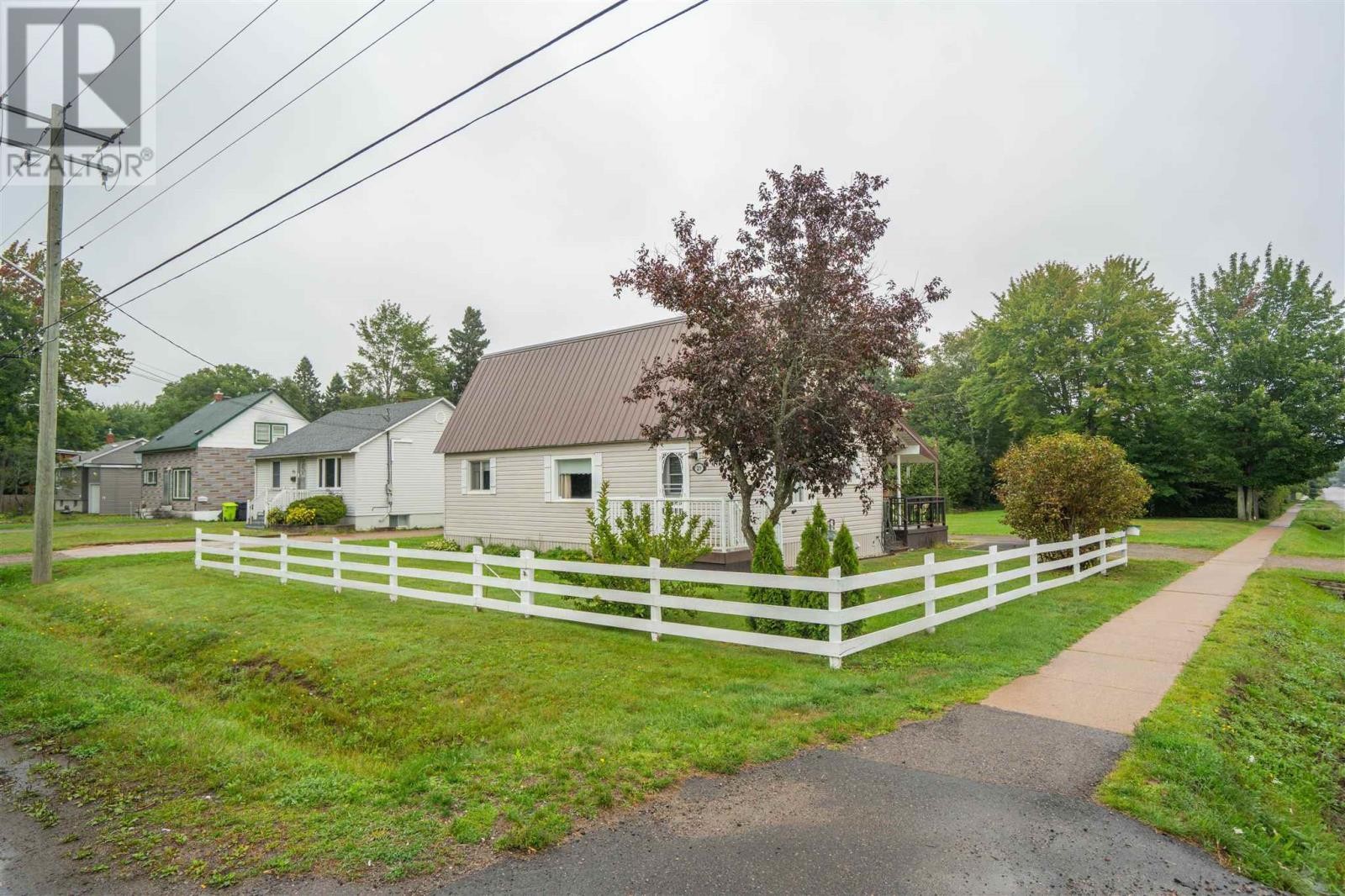 219 Eastern Ave, Sault Ste. Marie, ON