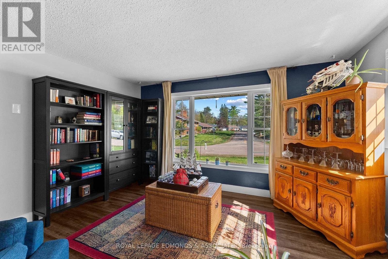 5 Lasalle Drive, Deep River, ON