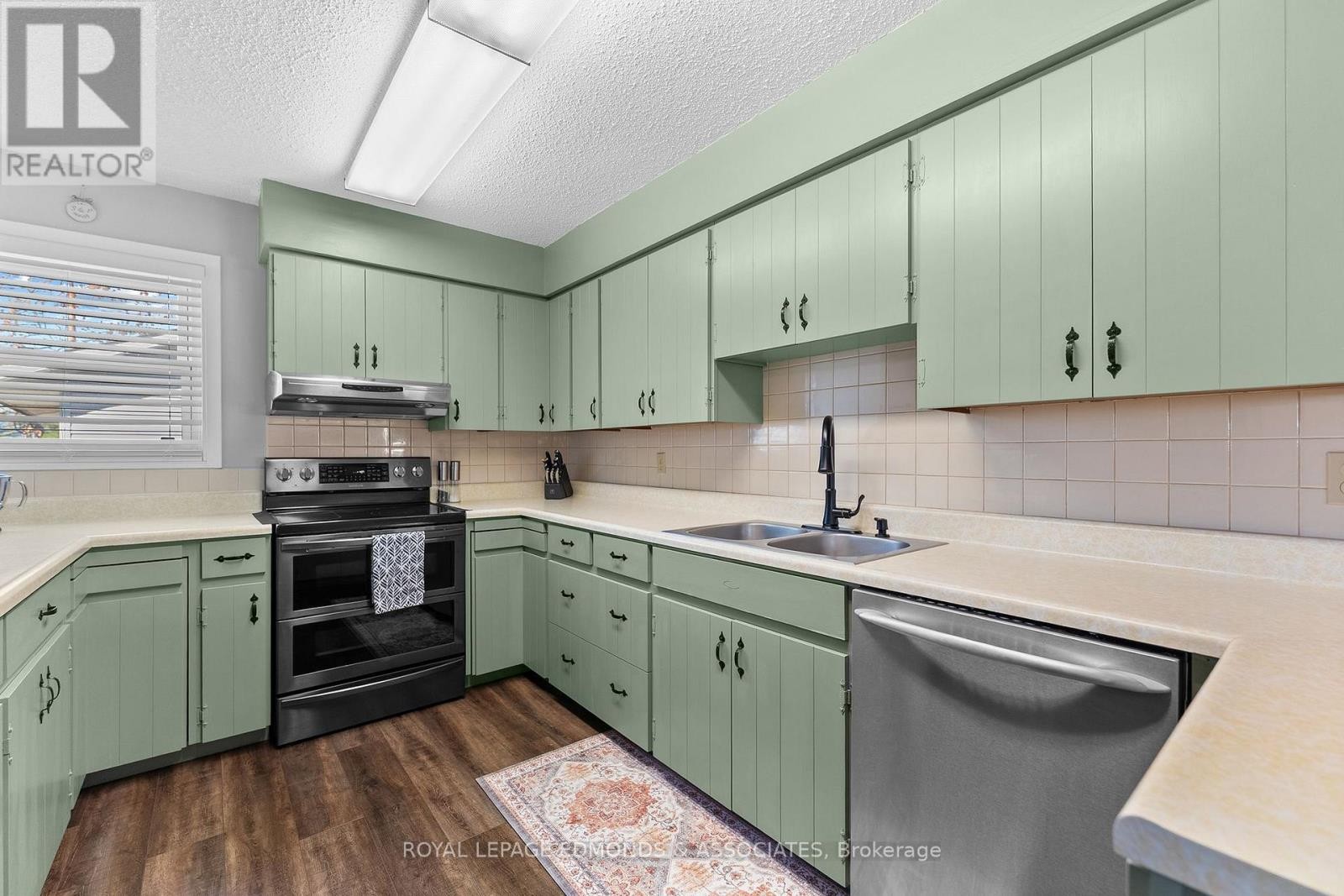5 Lasalle Drive, Deep River, ON