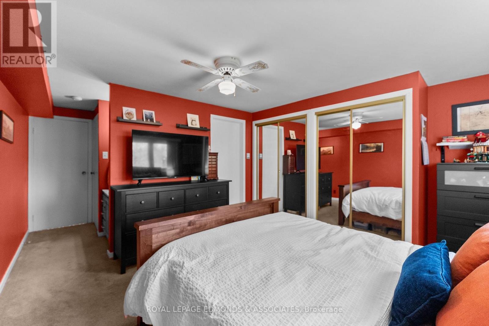 5 Lasalle Drive, Deep River, ON