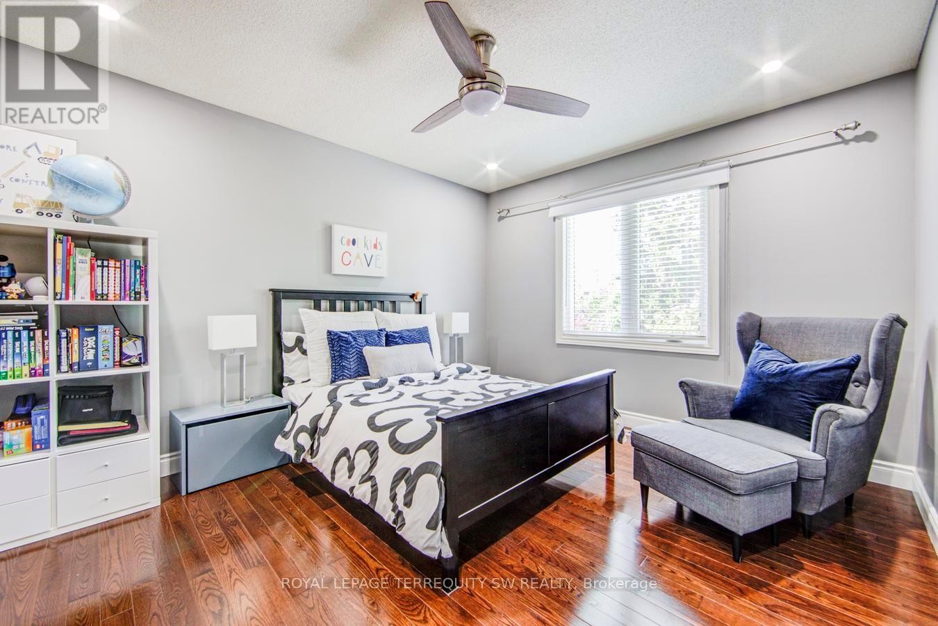 2025 Parklane Crescent, Burlington, ON