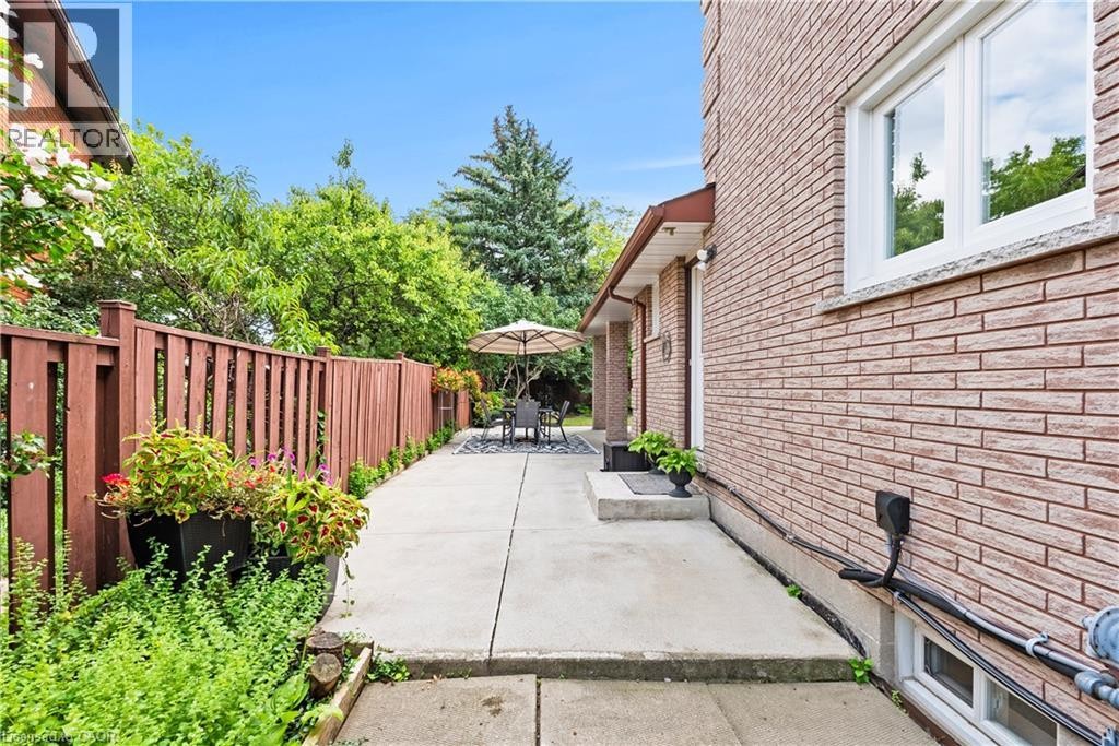 87 Monte Drive, Hamilton, ON