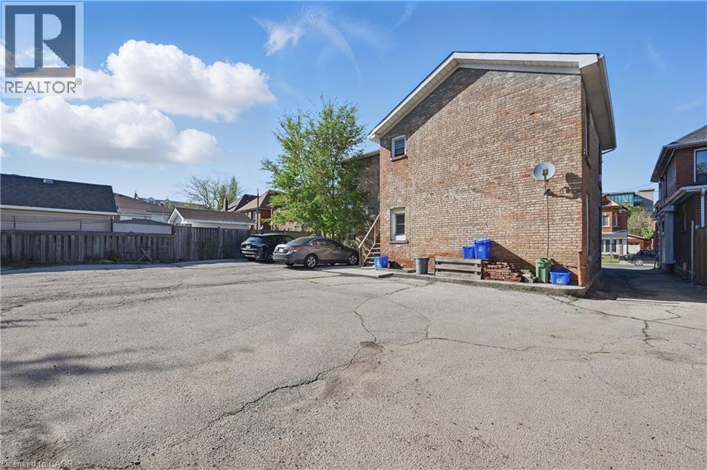 55 Barton Street W, Hamilton, ON