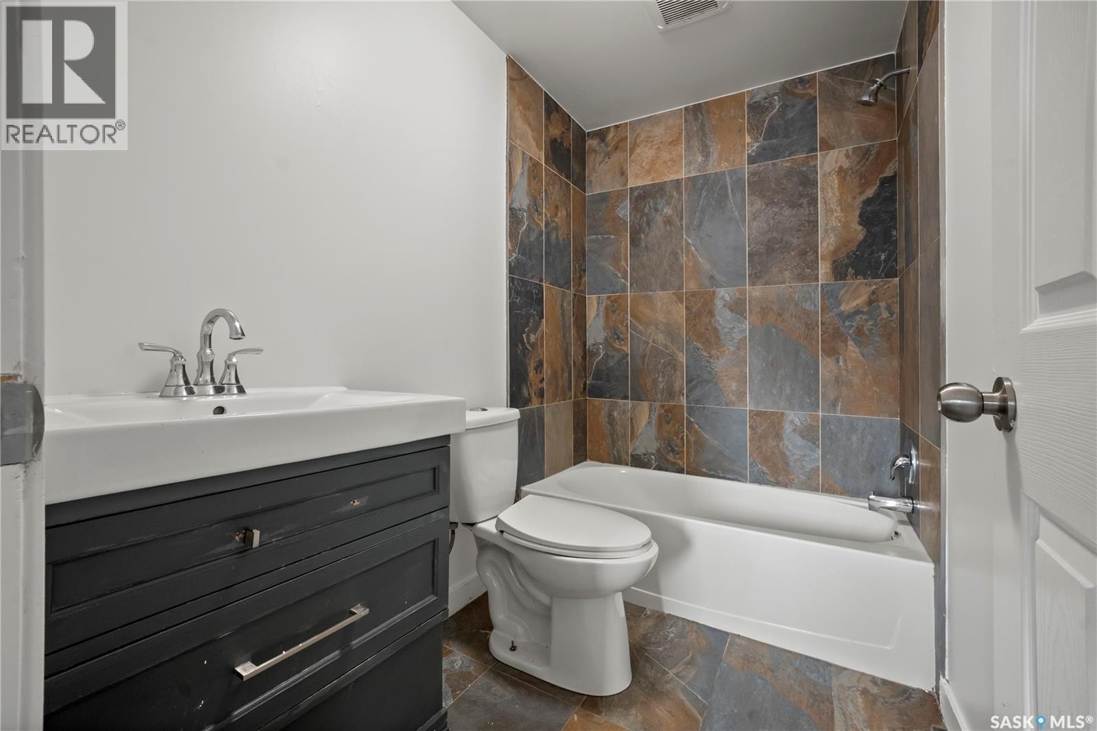 1337 Athol Street, Regina, SK
