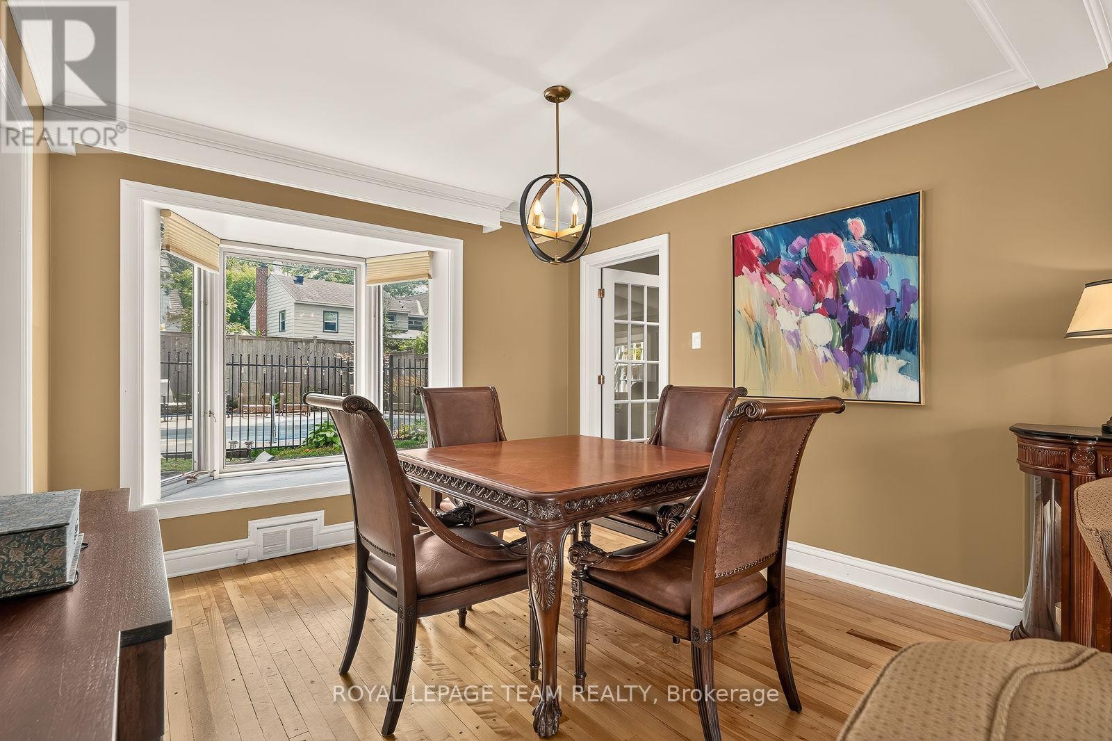 766 Eastbourne Avenue, Ottawa, ON