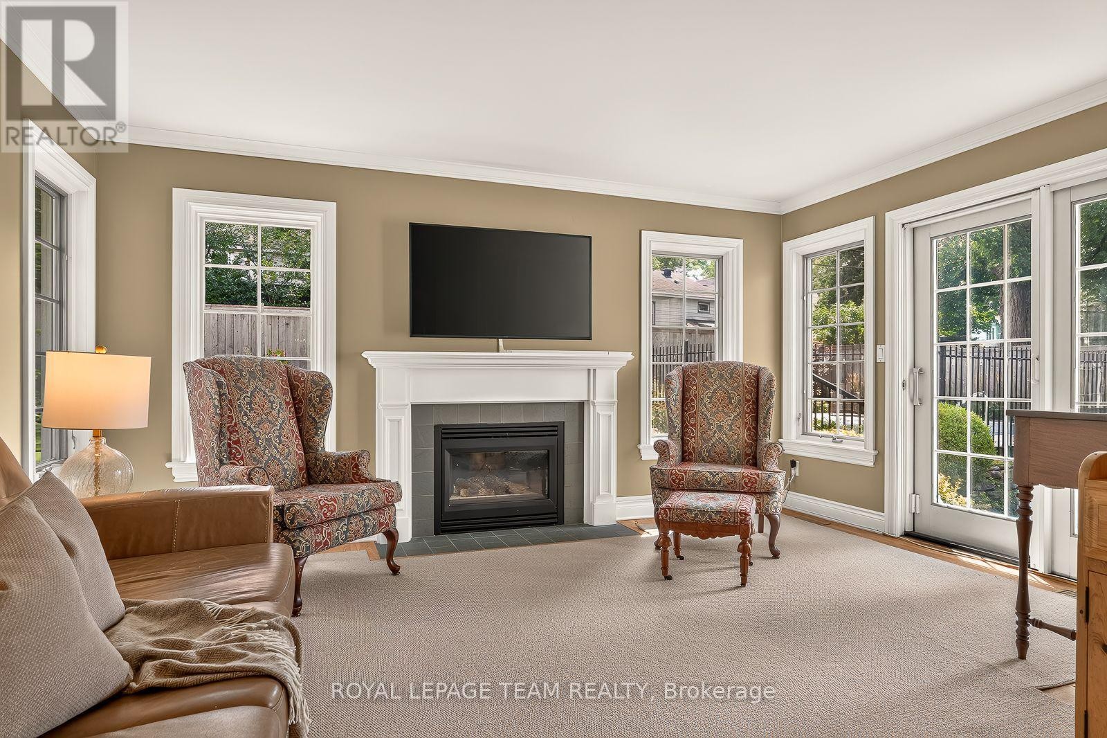 766 Eastbourne Avenue, Ottawa, ON