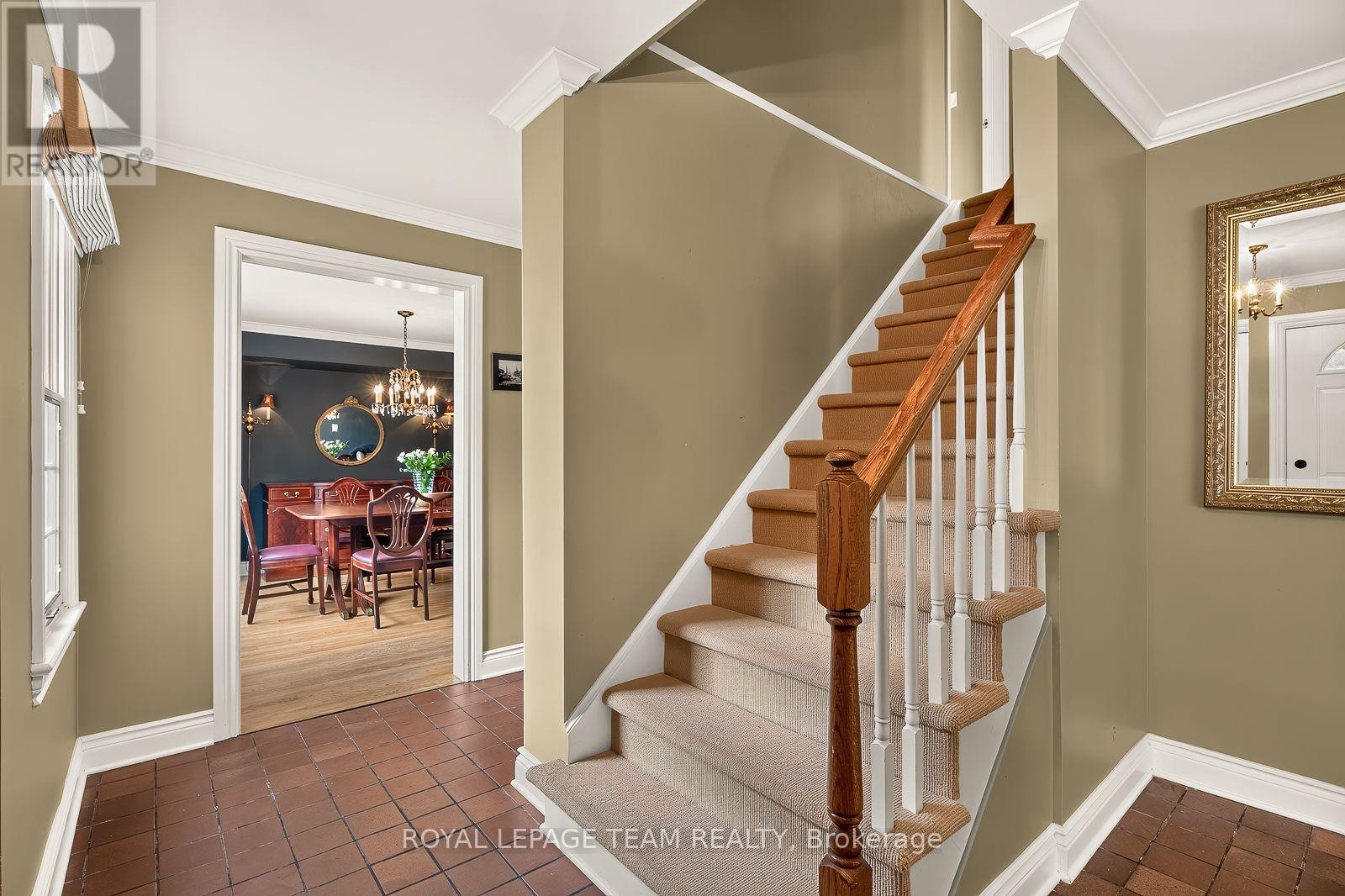 766 Eastbourne Avenue, Ottawa, ON
