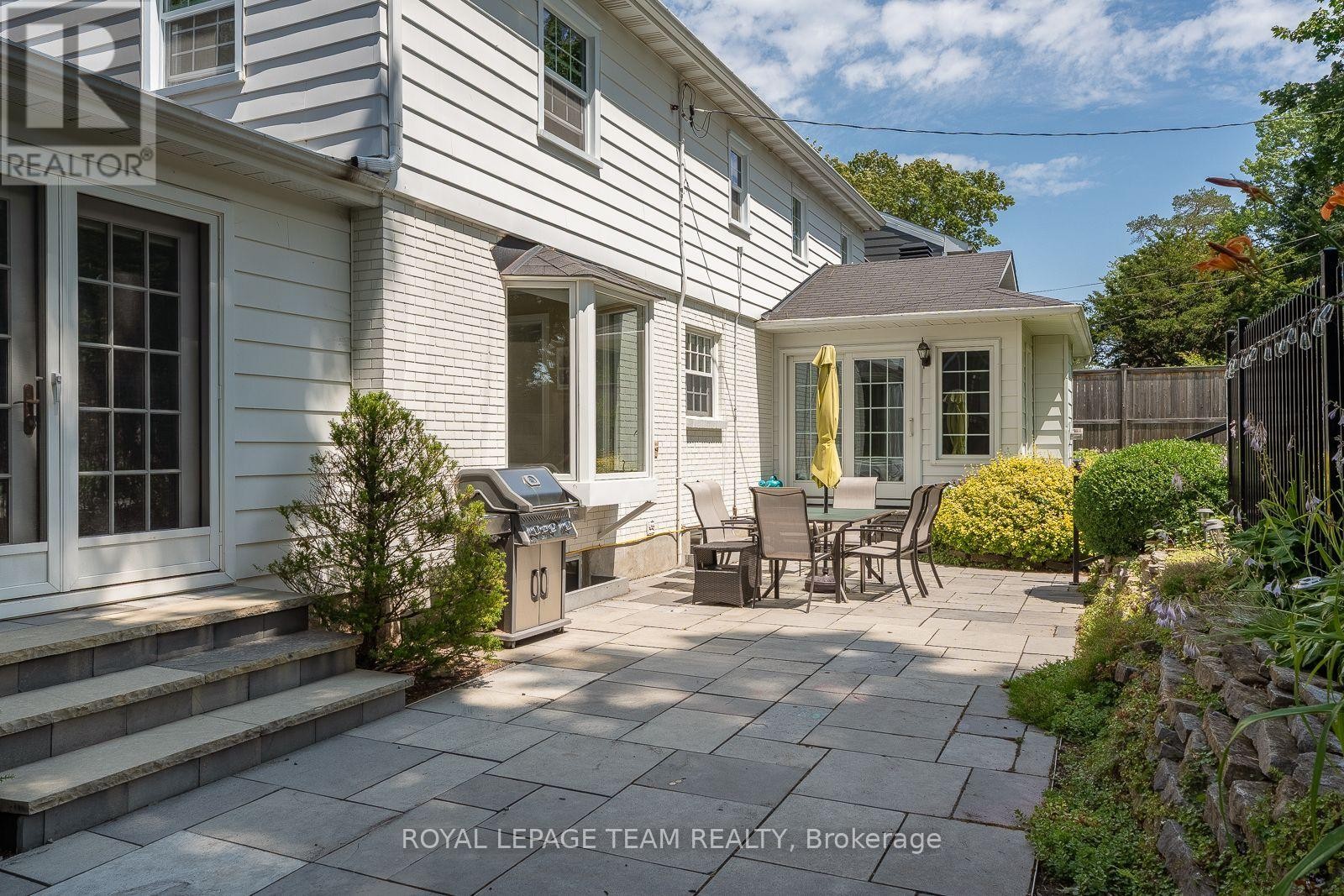 766 Eastbourne Avenue, Ottawa, ON