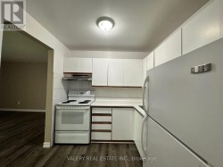 7 - 1 LOWNDES AVENUE Georgina, ON L4P 3J7