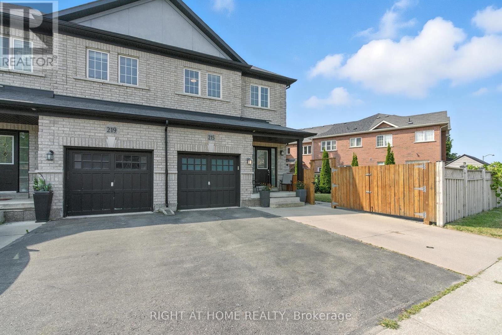 215 Canada Drive, Vaughan, ON