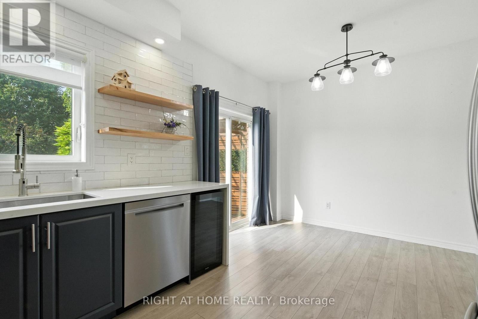 215 Canada Drive, Vaughan, ON