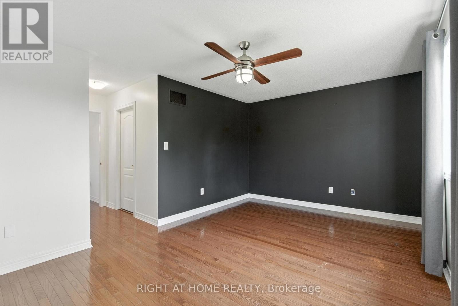 215 Canada Drive, Vaughan, ON
