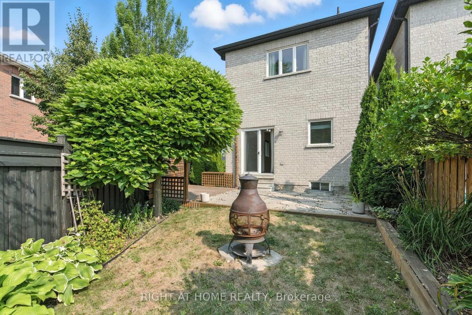 215 Canada Drive, Vaughan, ON