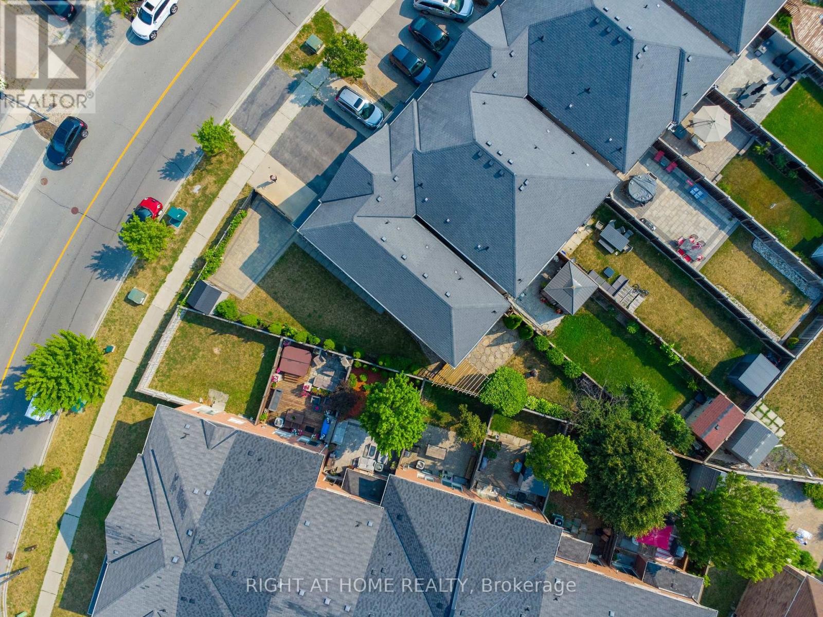 215 Canada Drive, Vaughan, ON
