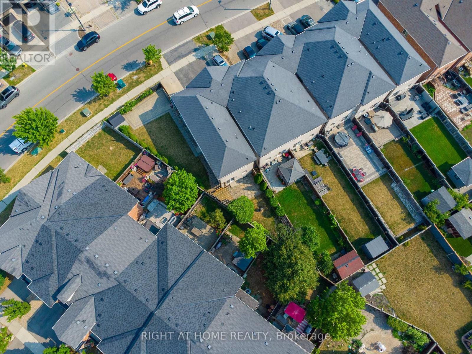 215 Canada Drive, Vaughan, ON