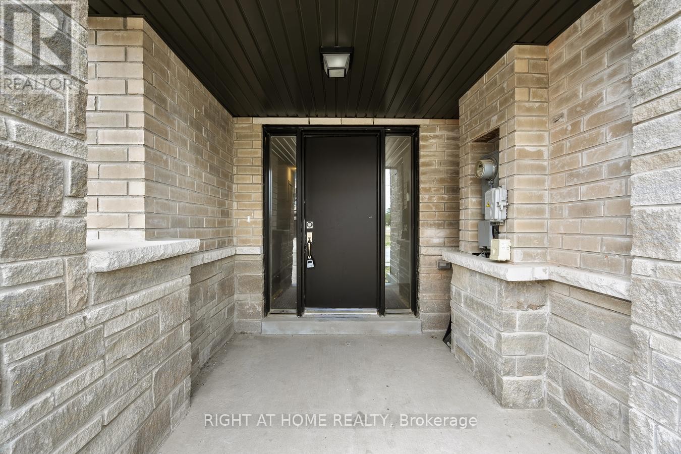 6 Blue Forest Crescent, Barrie, ON