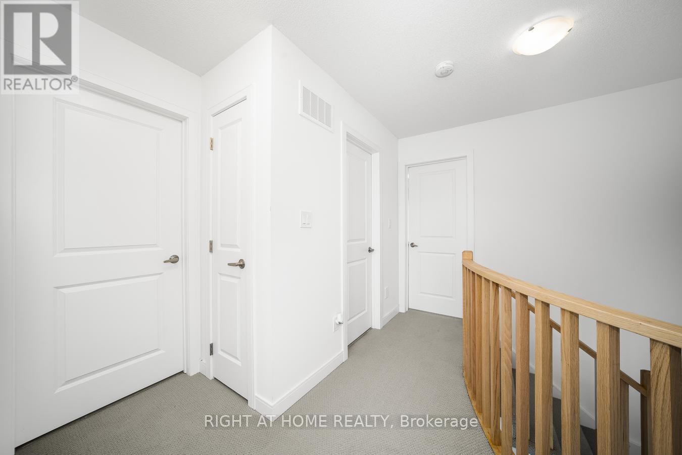 6 Blue Forest Crescent, Barrie, ON