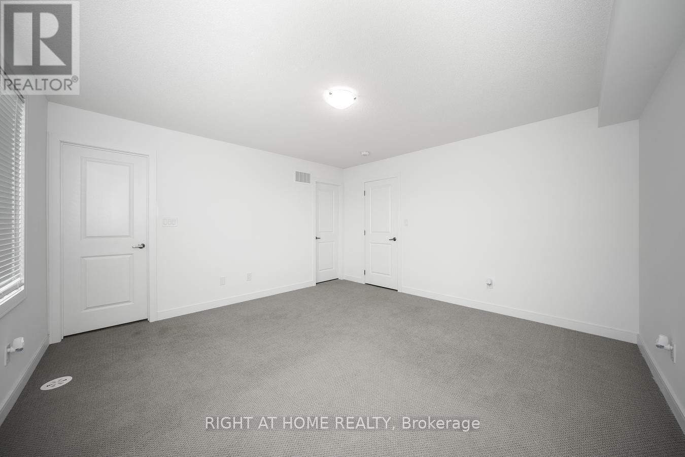 6 Blue Forest Crescent, Barrie, ON