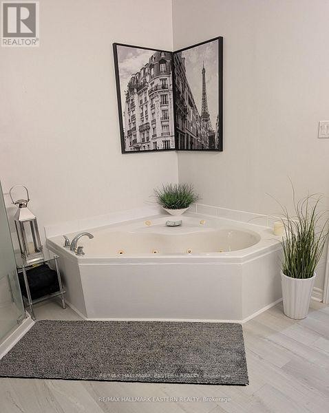 31 Paul Rexe Boulevard E, Otonabee-South Monaghan, ON
